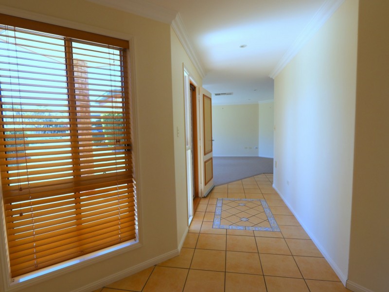 63 Crinum Crescent, Emerald QLD 4720