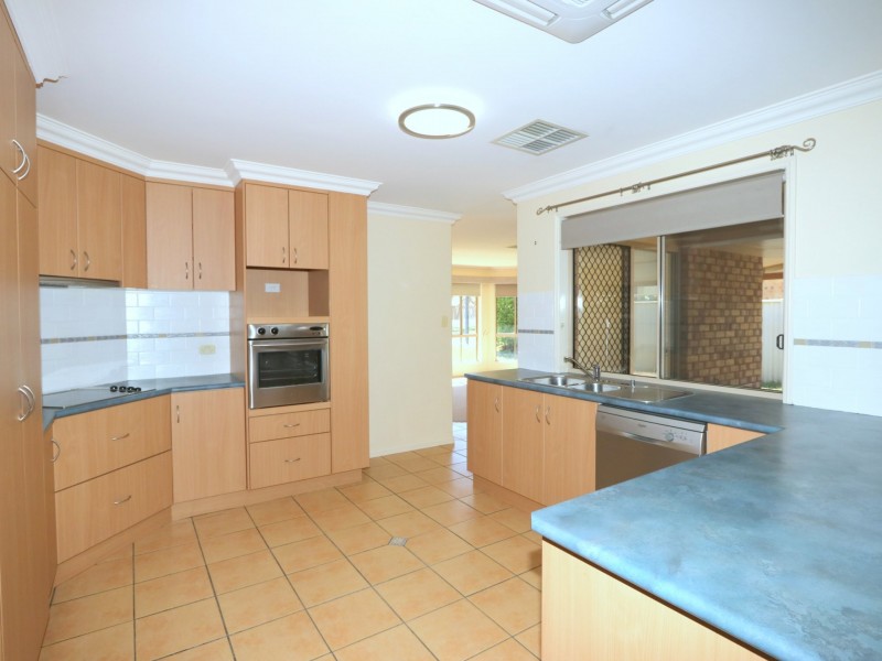 63 Crinum Crescent, Emerald QLD 4720