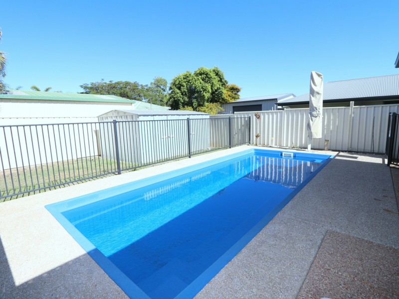 63 Crinum Crescent, Emerald QLD 4720