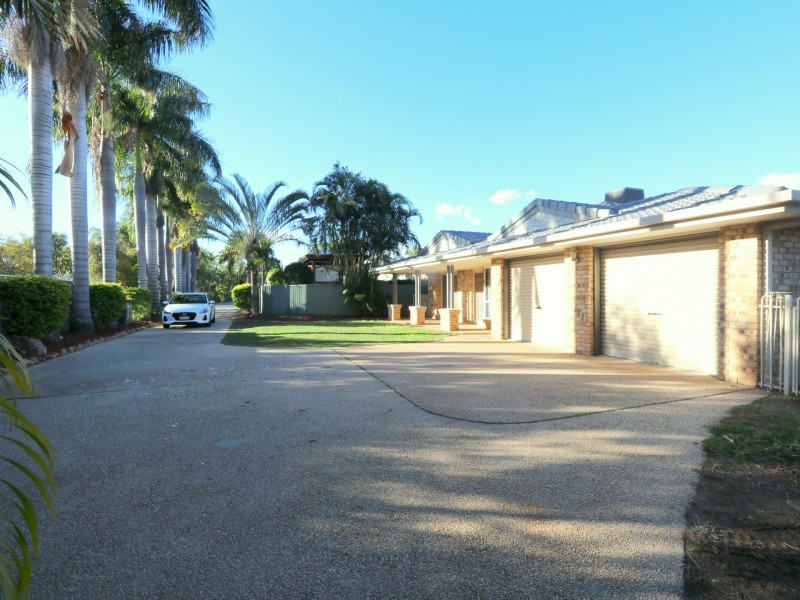 11 Tineele Place, Emerald QLD 4720