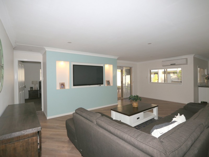 11 Tineele Place, Emerald QLD 4720