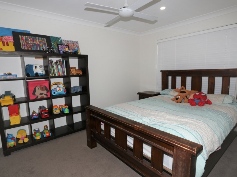 11 Tineele Place, Emerald QLD 4720