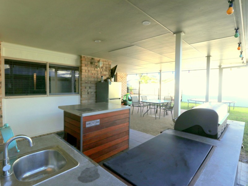 11 Tineele Place, Emerald QLD 4720