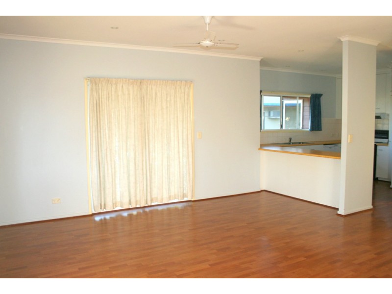 6 Roseanne Road, Emerald QLD 4720