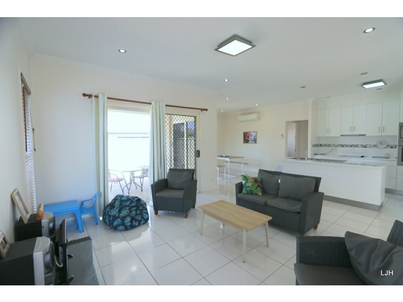 1/62 Gladstone Street, Emerald QLD 4720