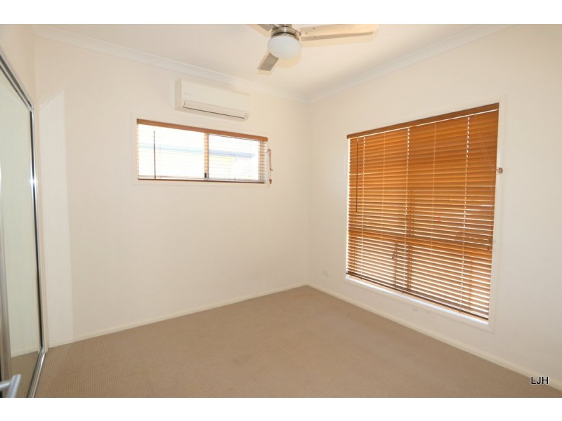 1/62 Gladstone Street, Emerald QLD 4720