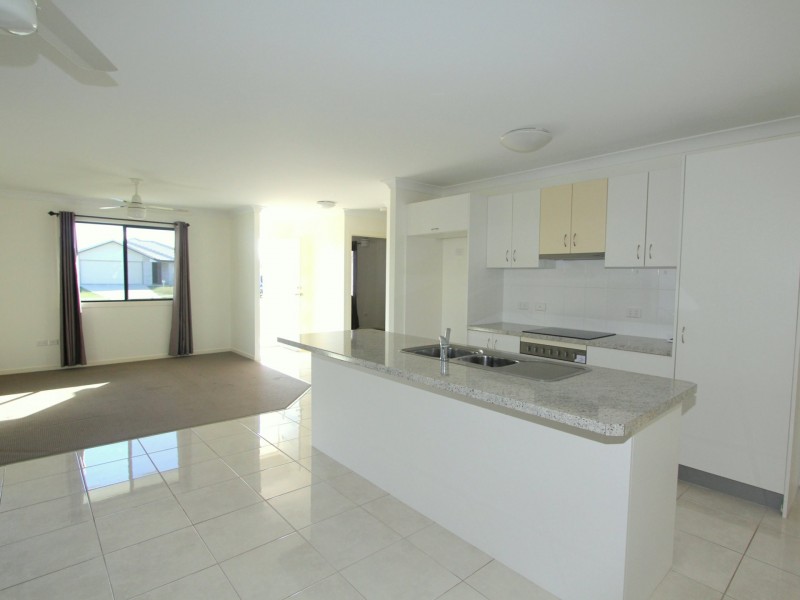 2 Mitchell Street, Emerald QLD 4720