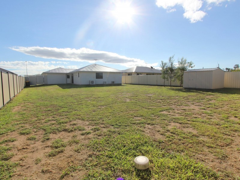 2 Mitchell Street, Emerald QLD 4720