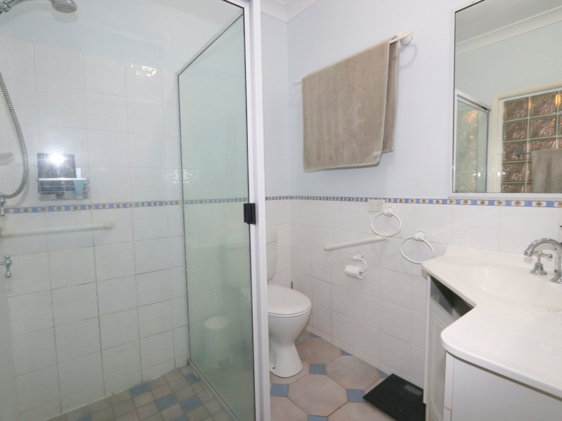 1 Baldwin Street, Emerald QLD 4720