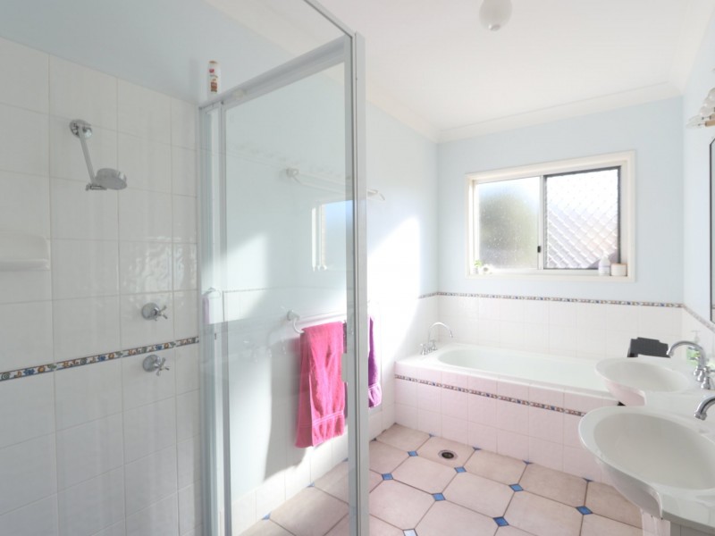 1 Baldwin Street, Emerald QLD 4720
