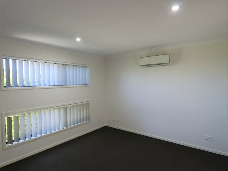 10 Jade Street, Emerald QLD 4720