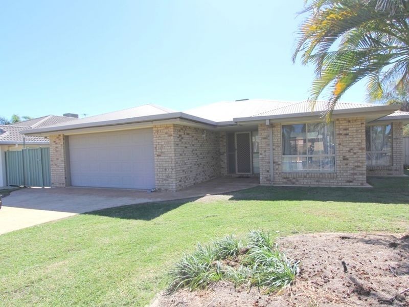 24 Jeppesen Drive, Emerald QLD 4720
