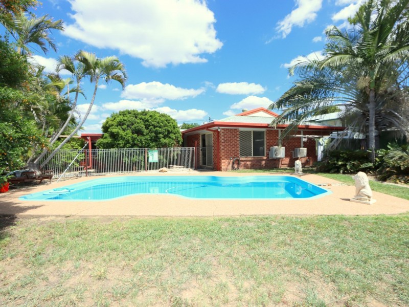 24 Barry Street, Emerald QLD 4720