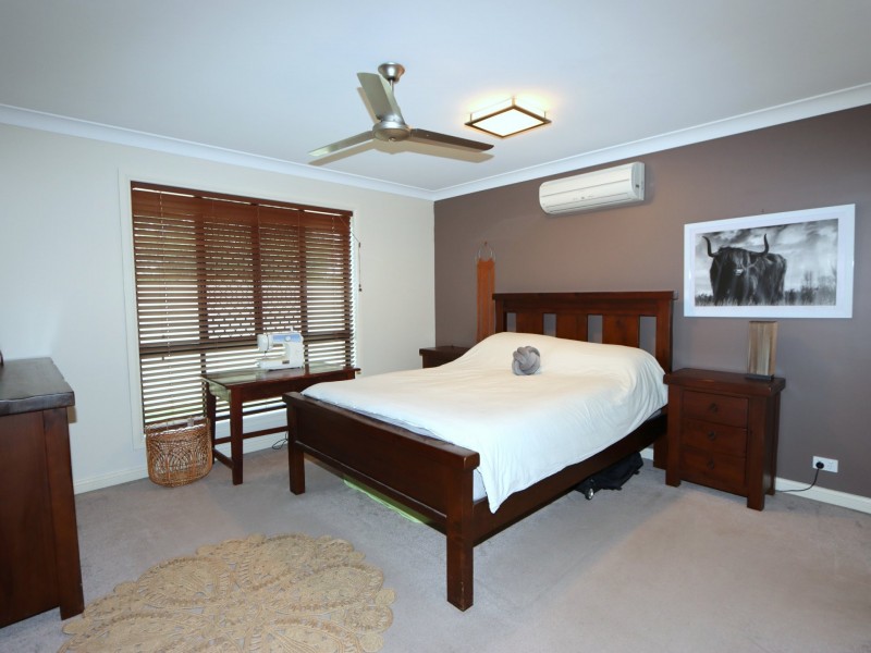 24 Crinum Crescent, Emerald QLD 4720