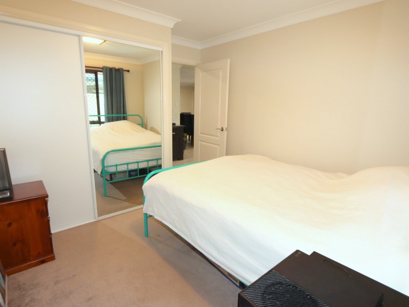 24 Crinum Crescent, Emerald QLD 4720