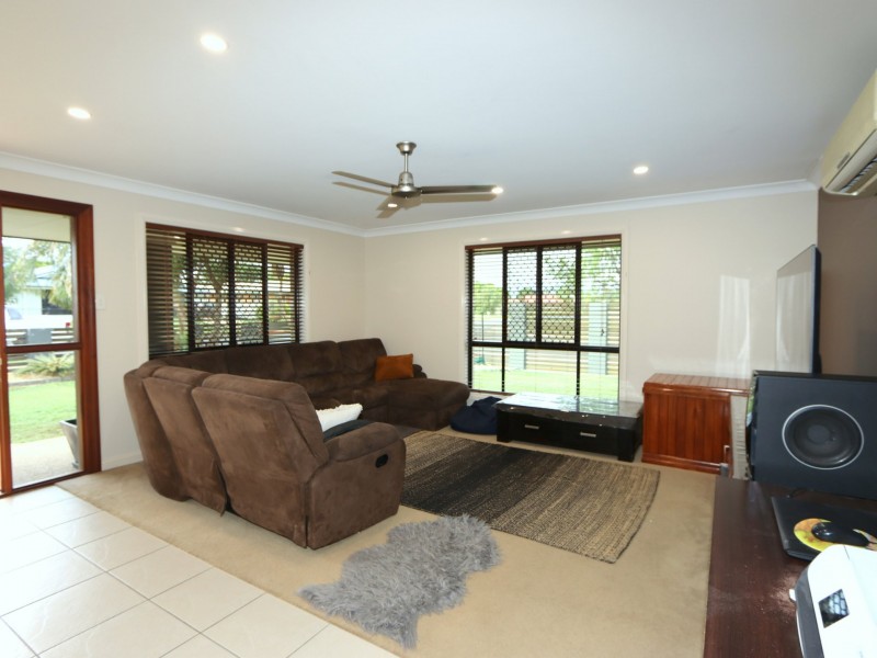 24 Crinum Crescent, Emerald QLD 4720