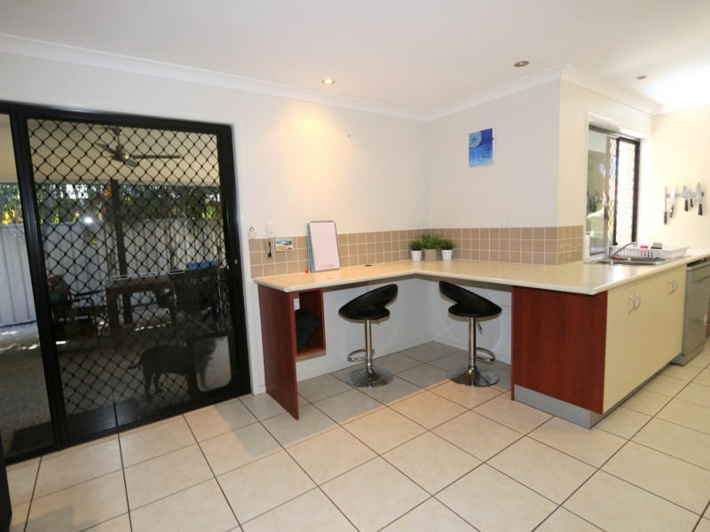 8 Dodd Drive, Emerald QLD 4720