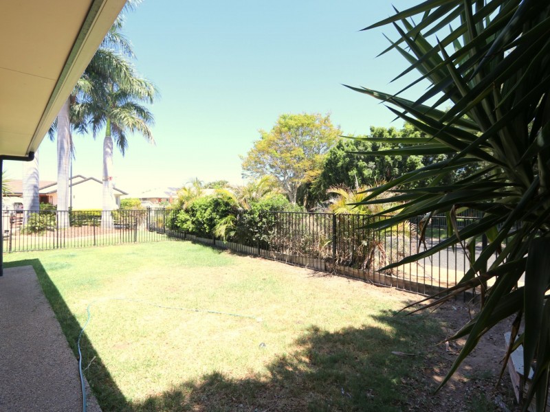 8 Dodd Drive, Emerald QLD 4720