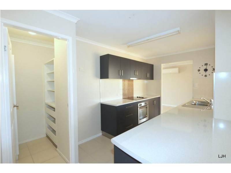 20 Louisa Crt, Emerald QLD 4720