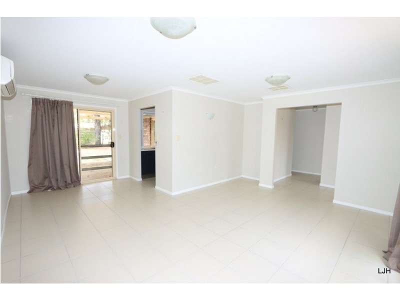 20 Louisa Crt, Emerald QLD 4720