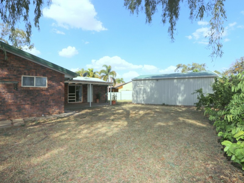 20 Louisa Crt, Emerald QLD 4720