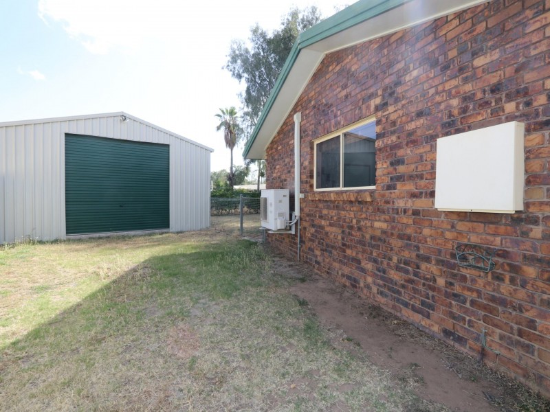 20 Louisa Crt, Emerald QLD 4720