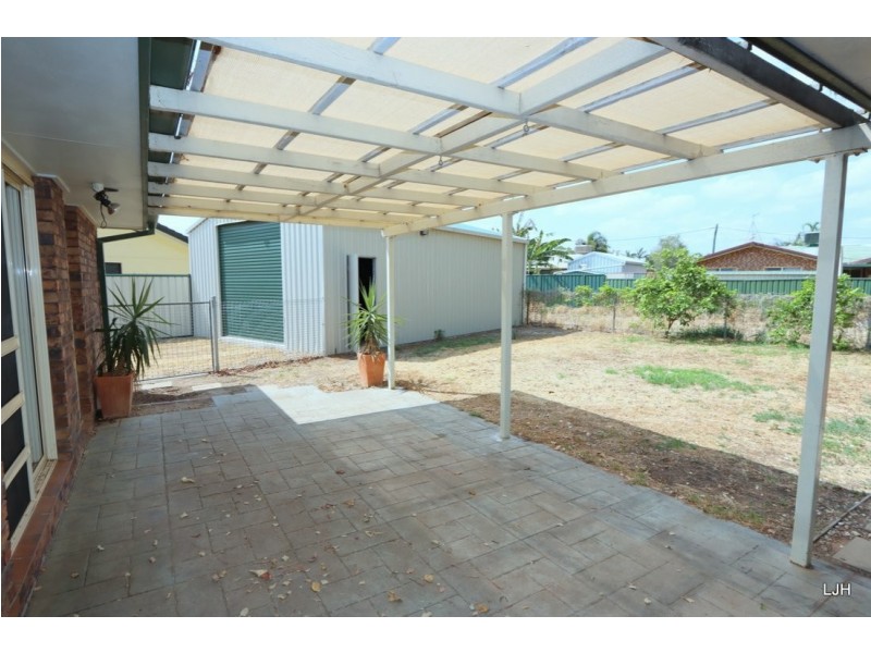 20 Louisa Crt, Emerald QLD 4720