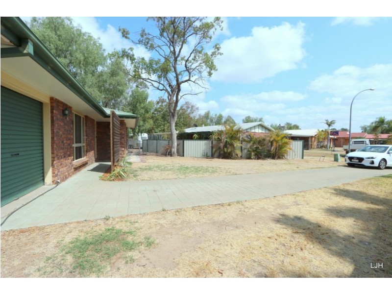 20 Louisa Crt, Emerald QLD 4720