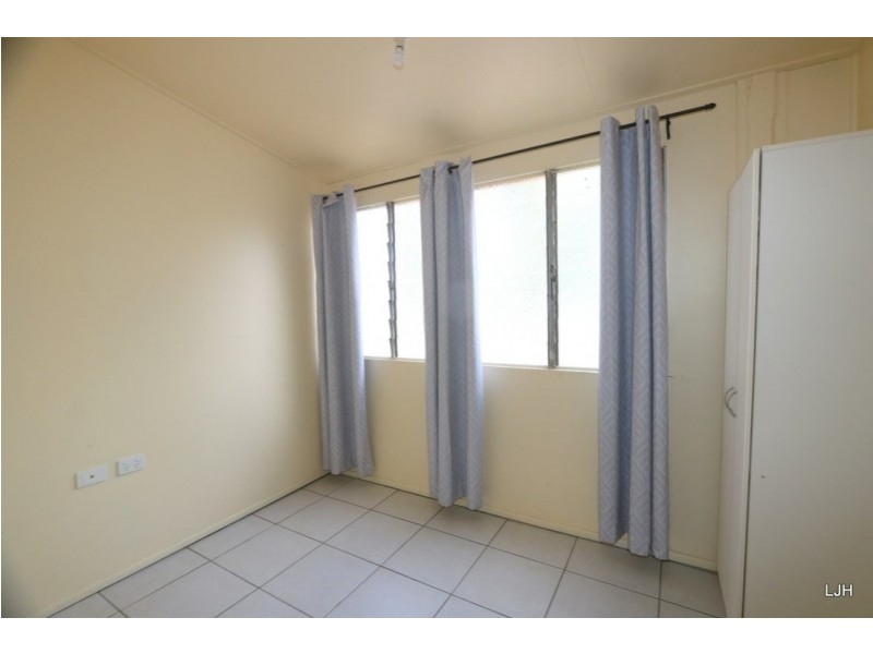 28 Silica Road, Emerald QLD 4720