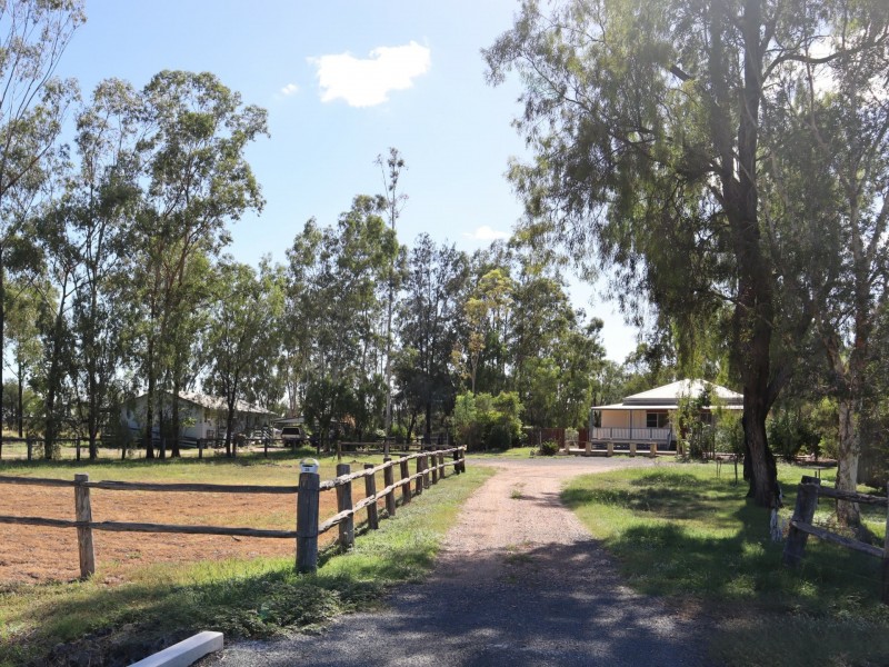 28 Silica Road, Emerald QLD 4720