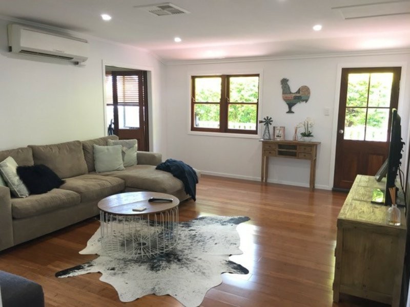 11 Caprice Court, Emerald QLD 4720