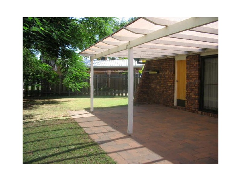 20 Colleen Avenue, Emerald QLD 4720