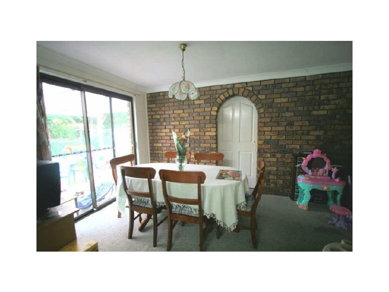 20 Colleen Avenue, Emerald QLD 4720