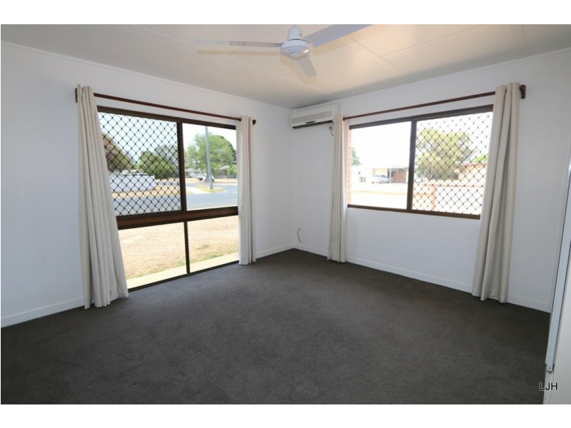 114 Ruby Street, Emerald QLD 4720