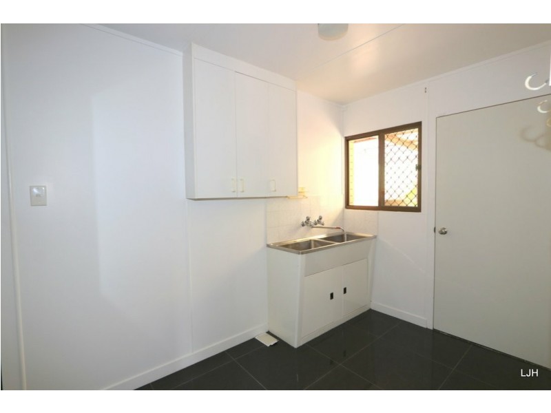 114 Ruby Street, Emerald QLD 4720