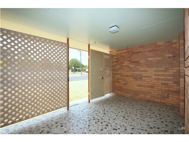 114 Ruby Street, Emerald QLD 4720