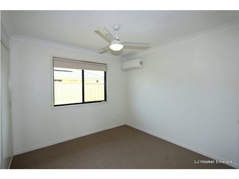 15 Easton Street, Emerald QLD 4720