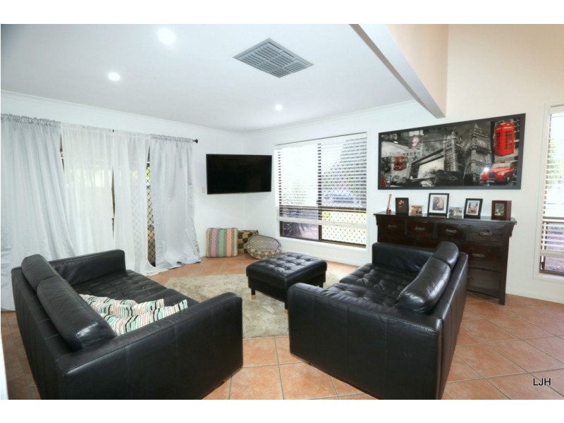 6 Morse Street, Emerald QLD 4720