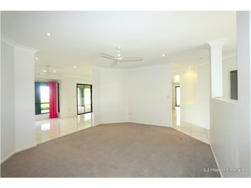 16 Rogers Street, Emerald QLD 4720