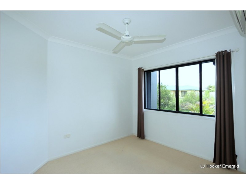 16 Rogers Street, Emerald QLD 4720