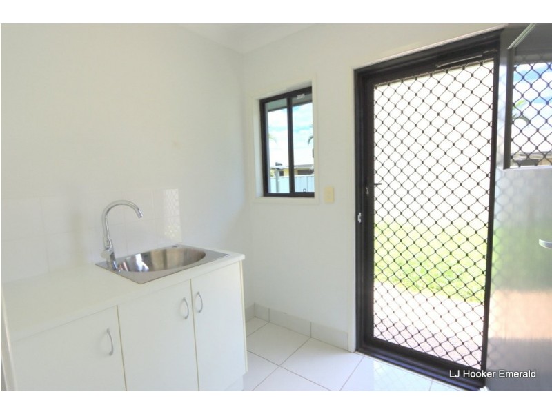 16 Rogers Street, Emerald QLD 4720