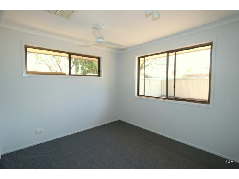5 Eubar Place, Emerald QLD 4720