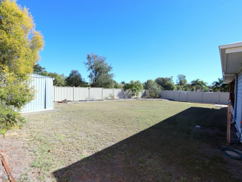5 Mooney Crescent, Emerald QLD 4720
