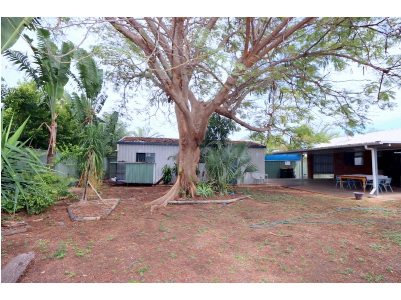 22 Staal Crescent, Emerald QLD 4720