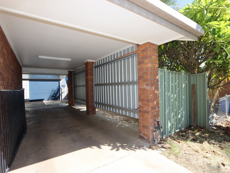 22 Staal Crescent, Emerald QLD 4720