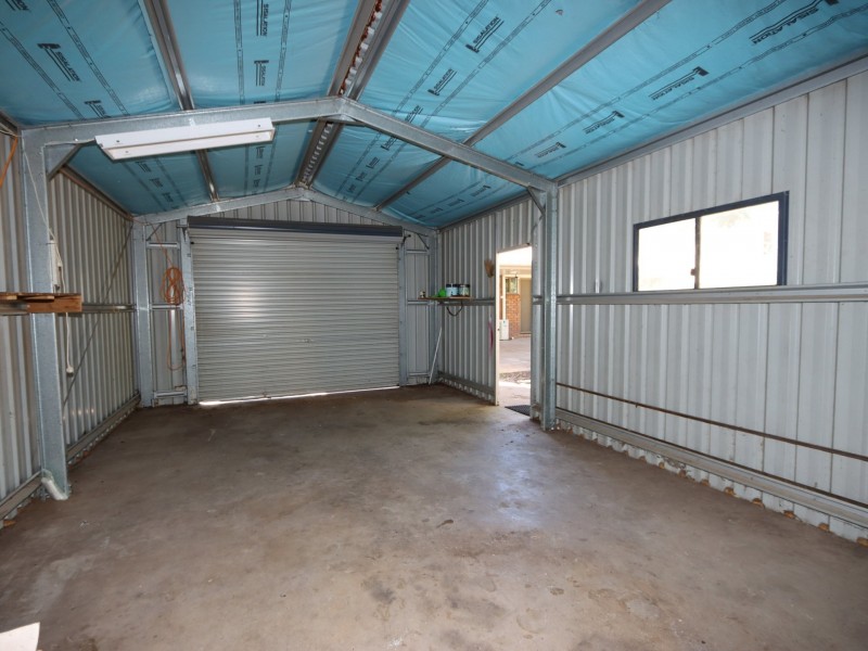 22 Staal Crescent, Emerald QLD 4720