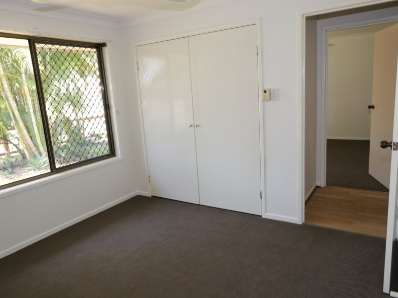 22 Staal Crescent, Emerald QLD 4720