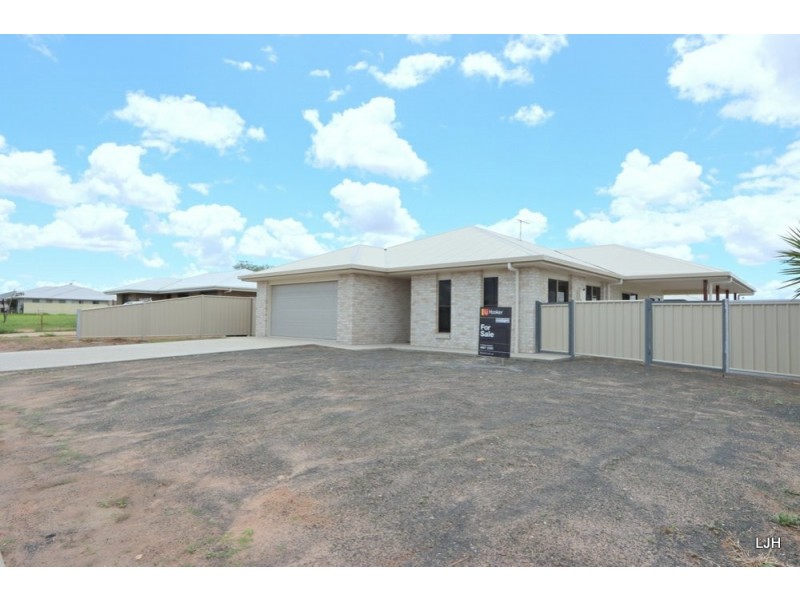 58 Canterbury Road, Emerald QLD 4720
