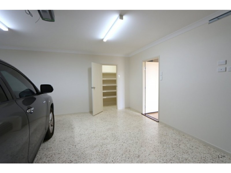 58 Canterbury Road, Emerald QLD 4720