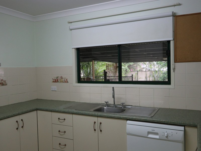 12 Cowan Crescent, Emerald QLD 4720